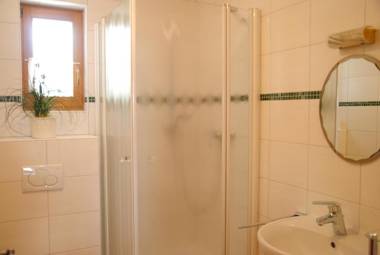 Weingut & Ferienwohnungen Kirch