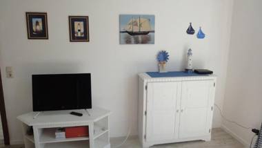 FEWO-bis-4-Pers-inmitten-den-Yachthafens-Ueckermuende-Stettiner-Haff-Ostsee
