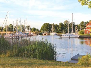Hausboot Ueckermuende Typ FLOATING