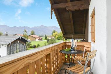 Ferienwohnung Bergfex Alte Gendarmerie Übersee