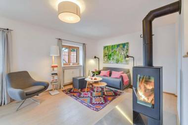 Ferienwohnung Mittertenn Alte Gendarmerie Übersee