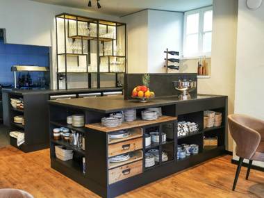 Warsberger Weinhof - Hotel & Weinwirtschaft