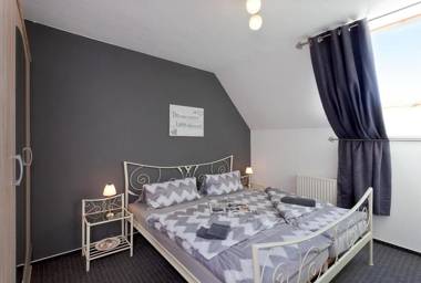 "Ferienwohnungen Wiesenblick"