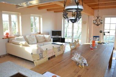 Friesenhus-Reetdachhaus