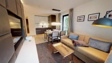 White Pearl Apartment 2.08