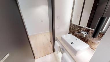 White Pearl Apartment 2.05