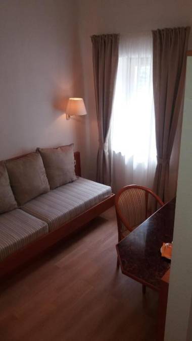 Hotel Garni Altes Wirtshaus Fördergersdorf