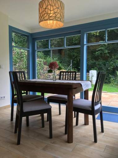 Prima Klima Villa - Ferienwohnung Steinbrecher