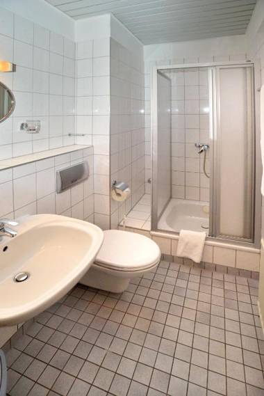 Hostel 1A Zimmer frei