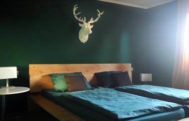 Ferienhaus "Waldrausch" freistehend incl Sauna - An der Rehwiese 1 RE01