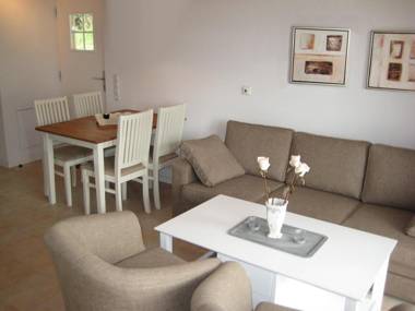 Luxurious holiday home with a whirlpool on the Baltic Sea