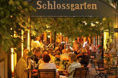 Breuer's Rüdesheimer Schloss