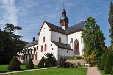 Hotel Gasthof Schuster und Gästehaus