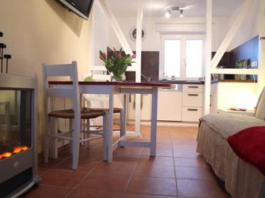 Snug Bungalow in Insel Poel Germany near Beach