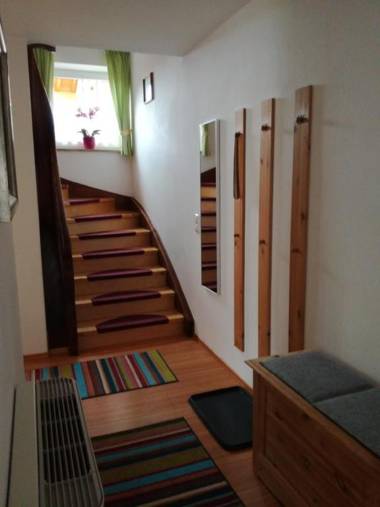 Lizzi Mountain Apartments