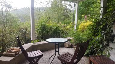 Ruime gezellige vakantiewoning nabij Winterberg voor 2 tot 6 rustige natuurliefhebbers