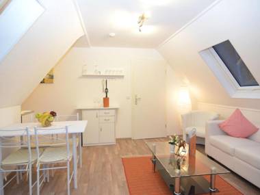 Complete holiday house consisting of five units in a quiet idyllic setting