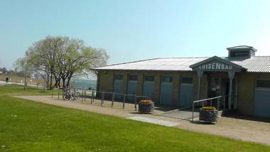 Domhotel Bed & Breakfast