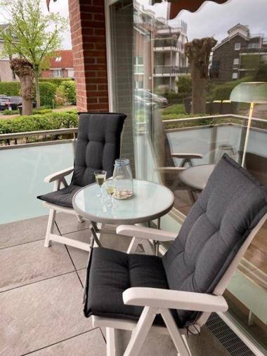 Alte-Bergstrasse-12-App-6-kleine-Perle-ABS-006