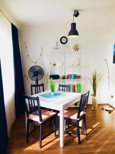 TER-210-Terrassenhuegel-Teilseeblick