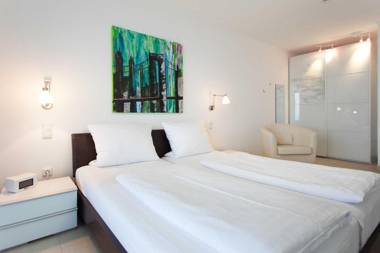 Villa Friede_Marie_ App_ Ariane