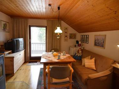 Beautiful holiday home with private sauna near the Ilztal nature reserve