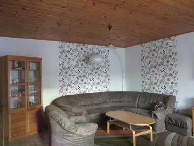 Attractive Holiday Home in Rotenburg with Garden