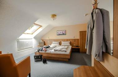 Villa Bruderfels Garni