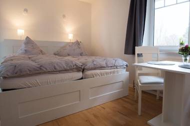 Ferienwohnung mit Kanalblick "Kapitänswohnung" EG