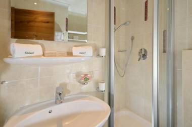 Hotel Edelweiß Garni