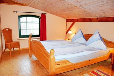 Ferienhaus mit Kamin auf dem Bauer