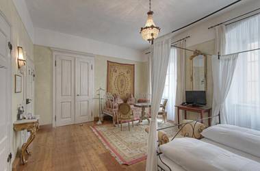 Hotel Orphée - Großes Haus