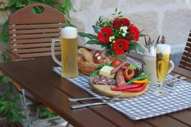 DER SCHWAN Hotel & Restaurant