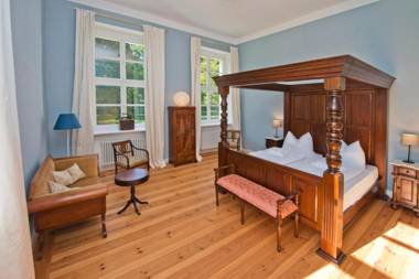 Schloss Retzow Apartments