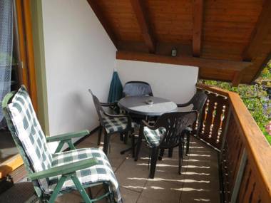 Drei-Mädelhaus Ambs Wohnung 1