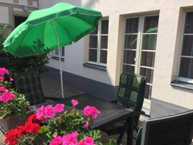 Apartment mit Terrasse No1