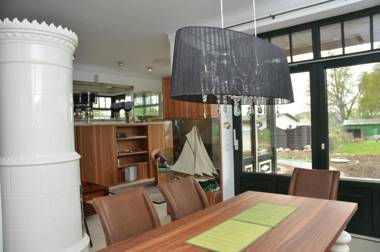 Kapitäns Hus - Haushälfte 2 mit Kamin Sauna Wasserblick