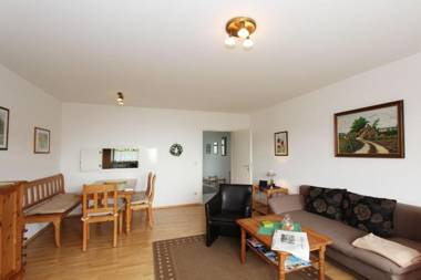 F-1096 Edelrose FeWo 01 Terrasse Meerblick