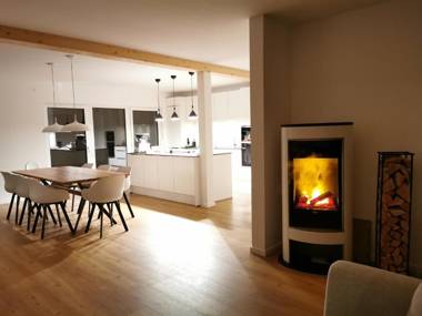 Chalethaus-Chiemsee - 148qm Garten-Chaletwohnung am Chiemsee - Neubau