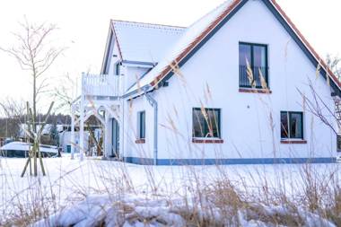 124m_Ferienhaus mit Meerblick