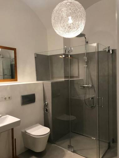 BARONHAUS Aparthotel & Suites