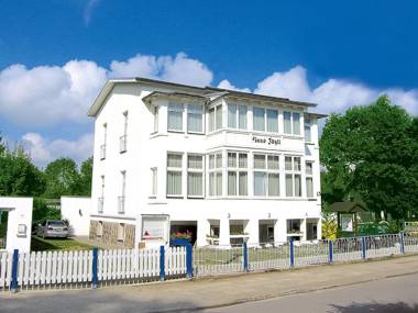 Ferienwohnungen in Sellin D 091.020-25