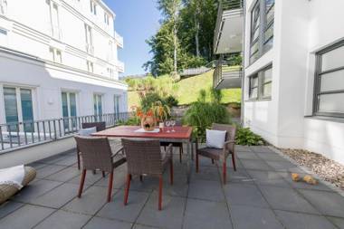 Villa "Paula" F501 WG 01 "Findling" strandnah mit Kamin Terrasse Balkon