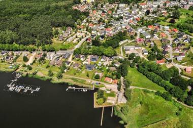 Ferienwohnungen Sellin mit Seeblick