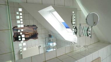 Ferienwohnungen Sellin mit Seeblick