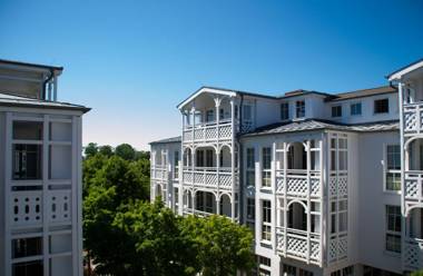 Ferienwohnung mit Balkon und Seeblick