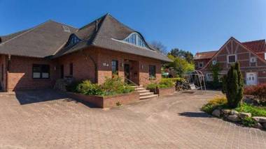 Ferienhaus mit Kamin am Hafen in S