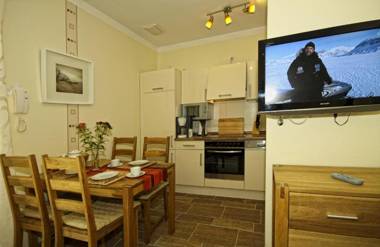 DER STÖRTEBEKER - "Apartment Prerow" Apartments hinter den Dünen