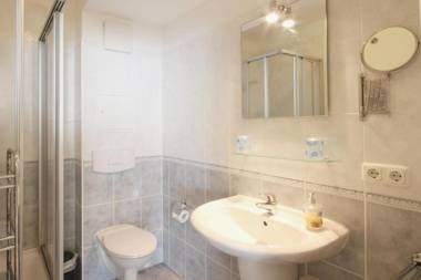 Deutsches Haus by Rujana