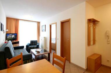 Haus & Villa Strandburg by Rujana